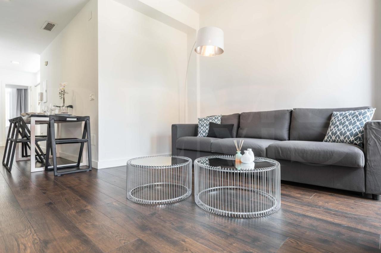 Spacious Duplex With Terrace By Picasso Museum By Rems Málaga Buitenkant foto